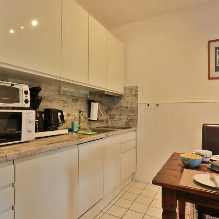 16, Herrenhaus Blengow, Lindenallee 21 Apartment *